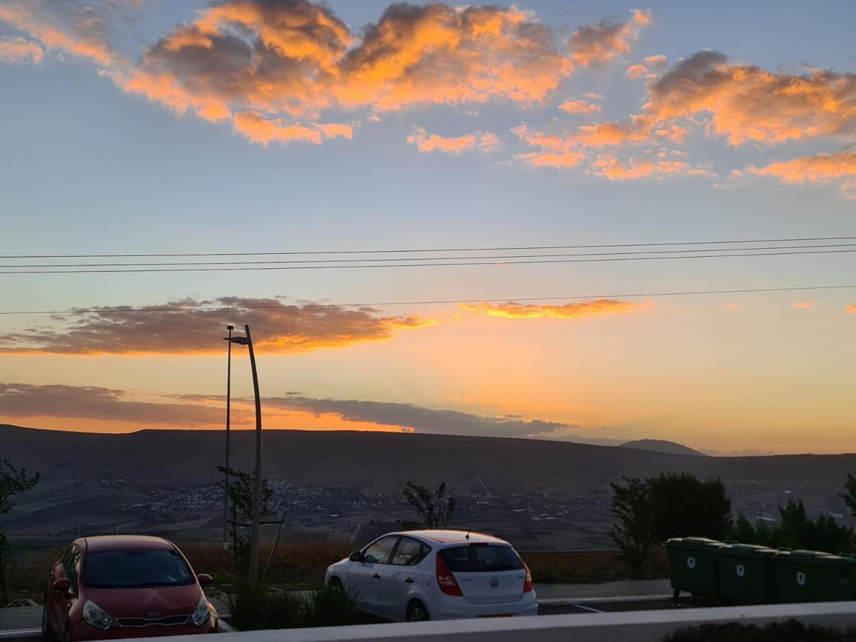 נופש בעמק Appartement Poriyya Buitenkant foto